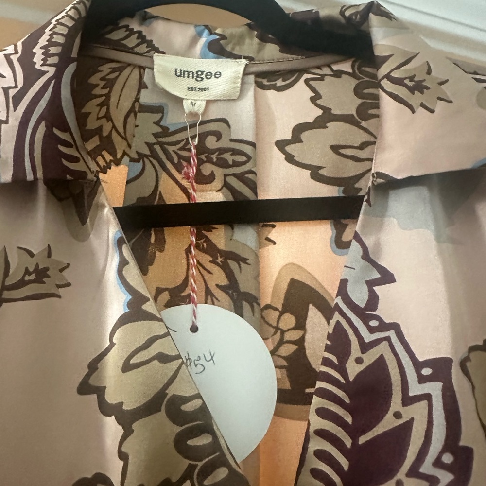 Umgee Multicolor Floral Blouse - Picture 2 of 2